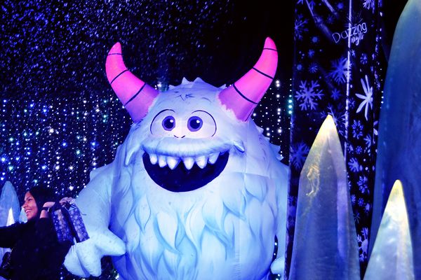 An inflatable Yeti from Dazzling Nights 2025.